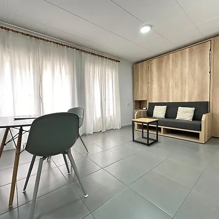 Agi Aragó Apartamento Rosas